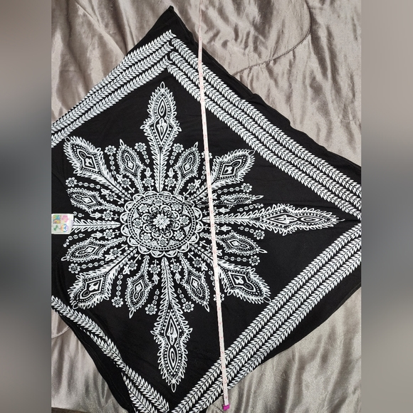 NWOT India Boutique Medallion Print Top - Picture 7 of 10